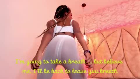 Snapshot of queen_perla_ chatting on February 21, 3:21 pm online show from February 21, 3:21 pm