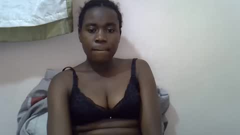 Snapshot of queen_sly chatting on October 11, 9:29 pm queen_sly online show from October 11, 9:29 pm