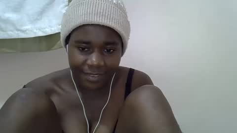 Snapshot of queen_sly chatting on October 17, 7:40 pm queen_sly online show from October 17, 7:40 pm