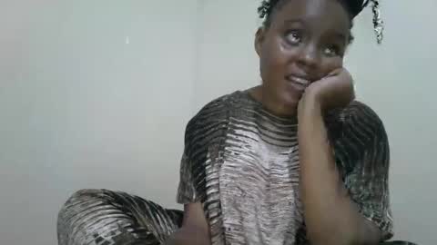 queen online show from January 7, 7:08 pm