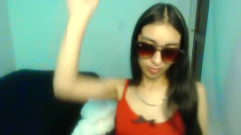 queenbyte_18 online show from January 7, 4:06 am