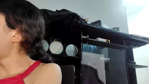 QUEENJEENN online show from November 5, 5:09 am