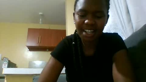 queenleona61 online show from July 5, 11:17 am