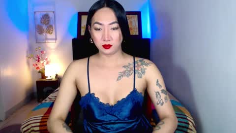 QUEEN online show from February 20, 4:28 am