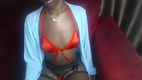Snapshot of queennafisha chatting on October 11, 6:44 pm Nafie online show from October 11, 6:44 pm