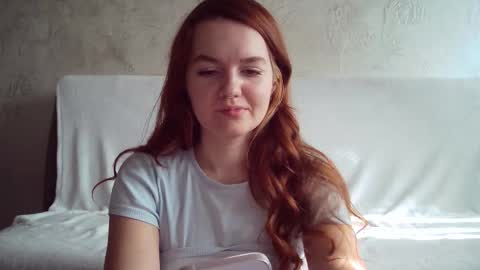 QueenOfModels online show from February 3, 8:35 am