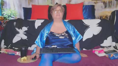 QueenPammy online show from March 15, 8:29 am