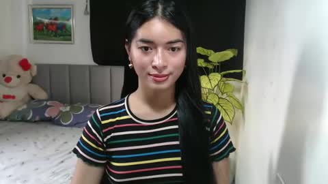 QueenPinay69 online show from October 10, 5:13 am