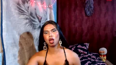 queenpinayebony_xx online show from June 3, 2:33 pm