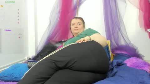 Samantha online show from March 25, 3:57 am