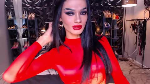 ValentinaMoone online show from February 15, 5:51 am