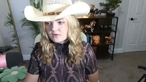 Bri online show from October 28, 2:01 am