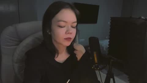 quietluxury online show from February 28, 1:37 pm