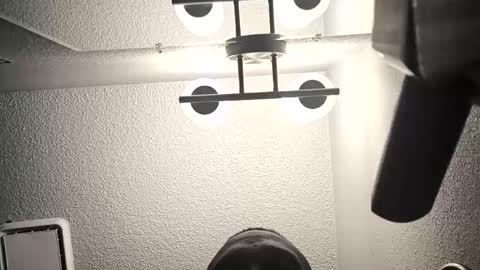 quindre online show from November 6, 10:18 am