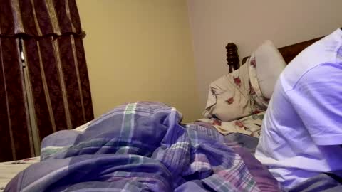 quuwavvy online show from November 16, 4:36 am