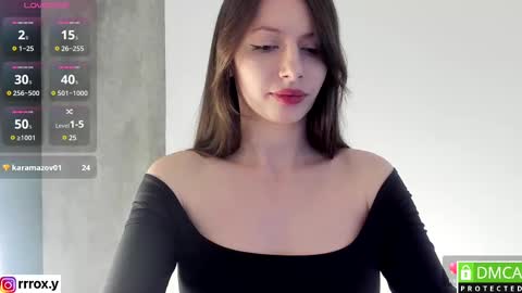 r00xvel online show from March 12, 5:35 am