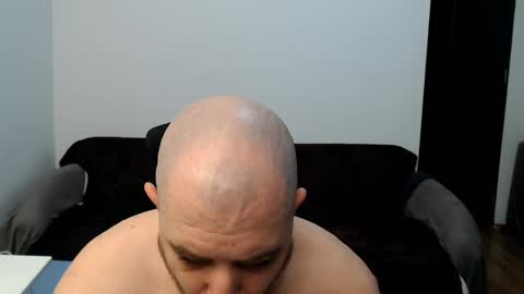 R0bila online show from March 11, 8:01 pm