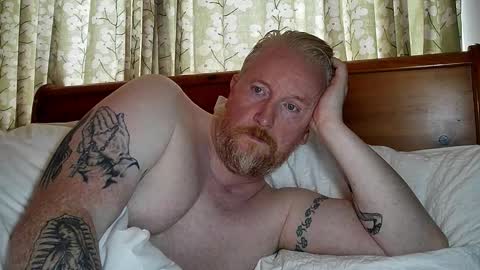 Snapshot of r_o_h_a_n chatting on September 9, 12:38 pm r_o_h_a_n online show from September 9, 12:38 pm