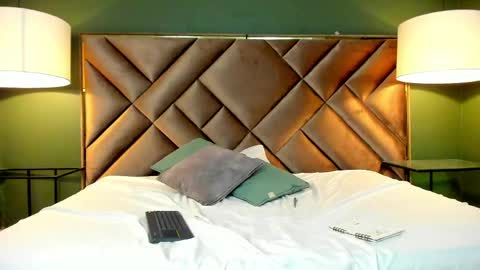  Rachel  online show from May 16, 12:51 am