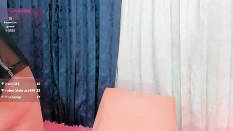 Snapshot of rachel_dubois chatting on March 10, 4:38 am Rachel online show from March 10, 4:38 am