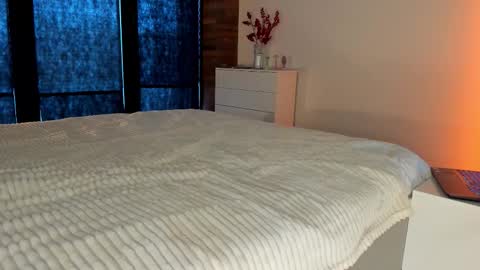 Sherryl online show from February 9, 9:02 am