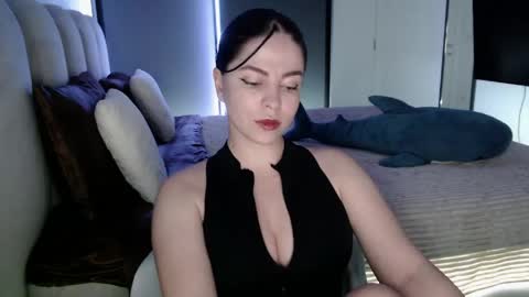 Call me Miss. online show from April 23, 2:30 pm