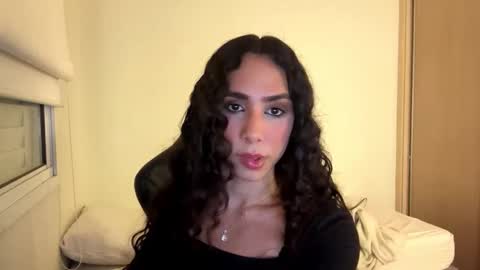 Nina online show from April 16, 11:29 pm