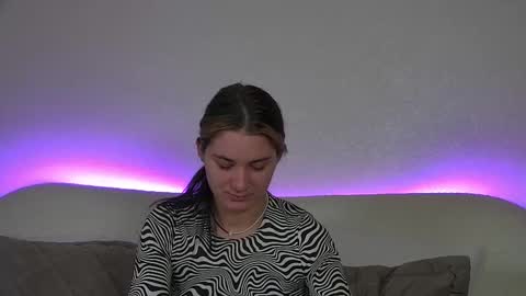 RachellSimpson online show from March 12, 6:32 pm