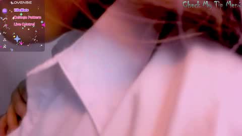 Snapshot of rachellward chatting on October 6, 10:22 am REY online show from October 6, 10:22 am