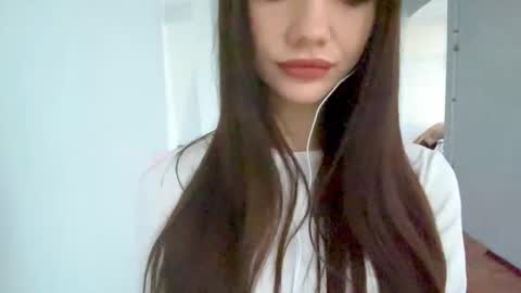 Rachel online show from October 19, 1:49 pm