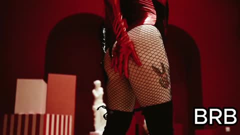  Miko Pleasee help me get 100 likes online show from February 3, 2:13 pm