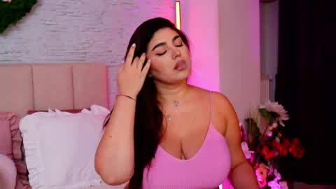 RachelSwaan online show from February 6, 5:22 am