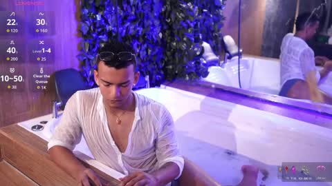 rafa_cruz online show from May 21, 1:17 pm