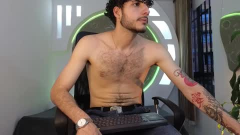 R A F A E L online show from September 15, 10:55 pm