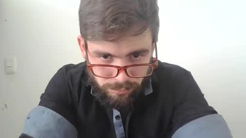 Snapshot of ragnor_vex chatting on February 26, 2:27 pm Ragnor vex online show from February 26, 2:27 pm