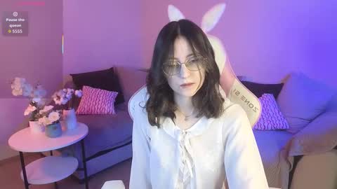 rainybella online show from January 12, 7:04 am