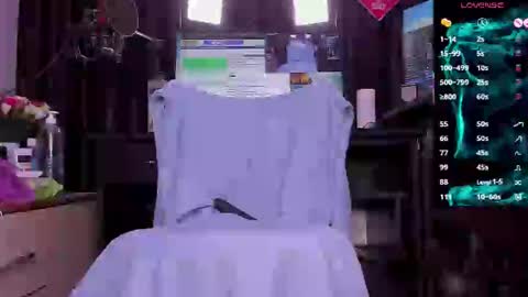 Laura online show from March 10, 3:34 am