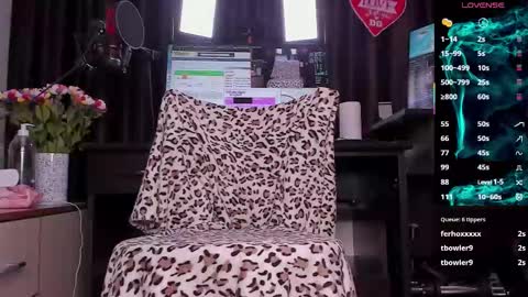 Laura online show from March 21, 4:29 am