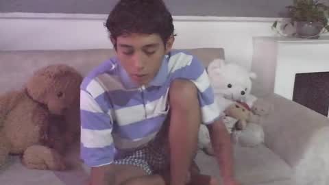 rami_hot0 online show from September 15, 10:33 pm