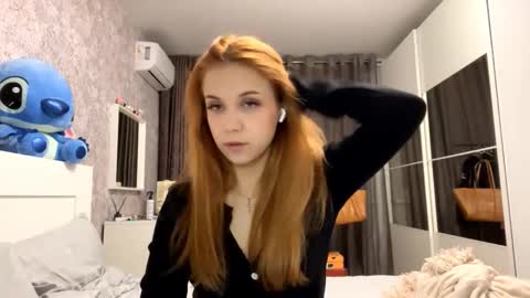 Snapshot of randareidling chatting on October 13, 6:43 pm Randa online show from October 13, 6:43 pm