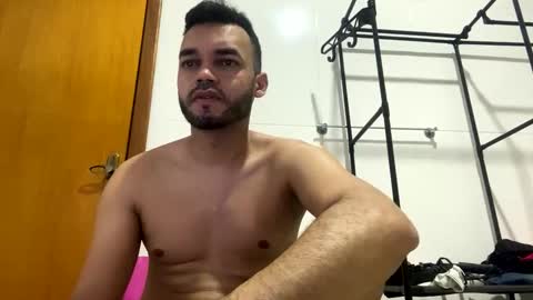 raphael246989 online show from December 9, 2:45 am