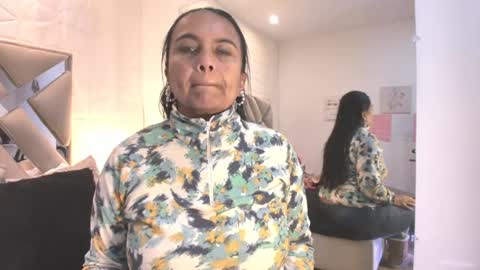 Raquel Moore  online show from February 26, 12:41 pm