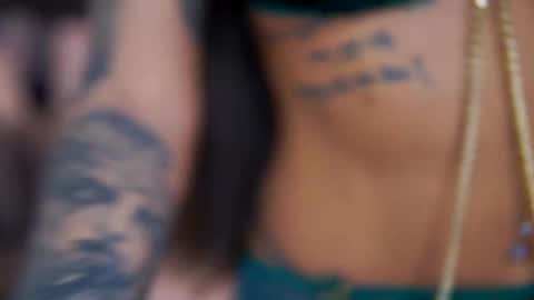 Raquelle online show from December 5, 9:30 am