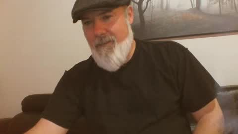 Snapshot of rascal_0073 chatting on February 2, 9:56 pm rascal_0073 online show from February 2, 9:56 pm