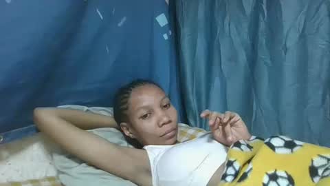 rasoanetteee online show from October 4, 9:07 am