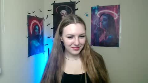 raspberry0101 online show from November 21, 1:31 pm