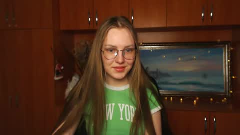 raspberry0101 online show from February 25, 4:35 pm