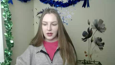 raspberry0101 online show from February 18, 11:00 am