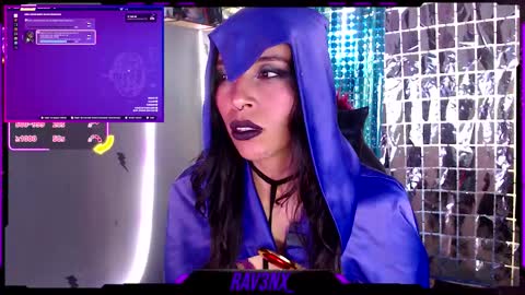   online show from November 1, 12:37 pm