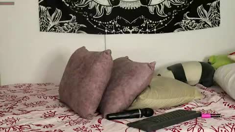 Raven online show from March 18, 1:11 am